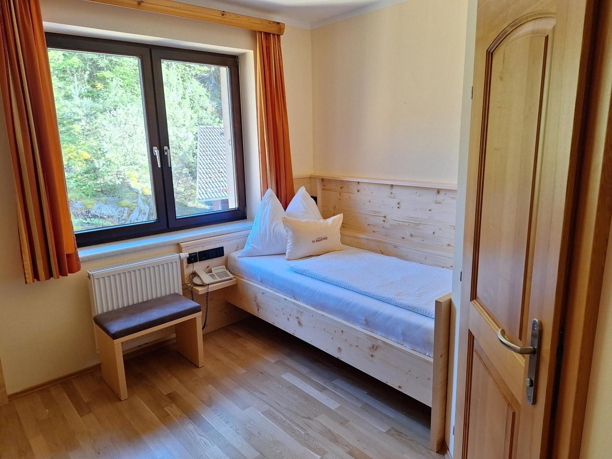 Gasthof Zur Donaubruecke Ardagger Markt 외부 사진